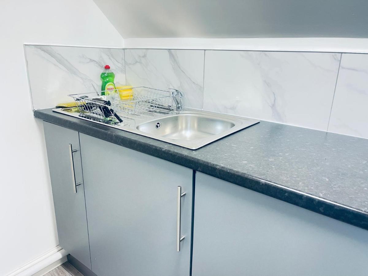 1 Bed Apartment With 2 Beds 1 Double Plus 1 Single Birmingham Zewnętrze zdjęcie